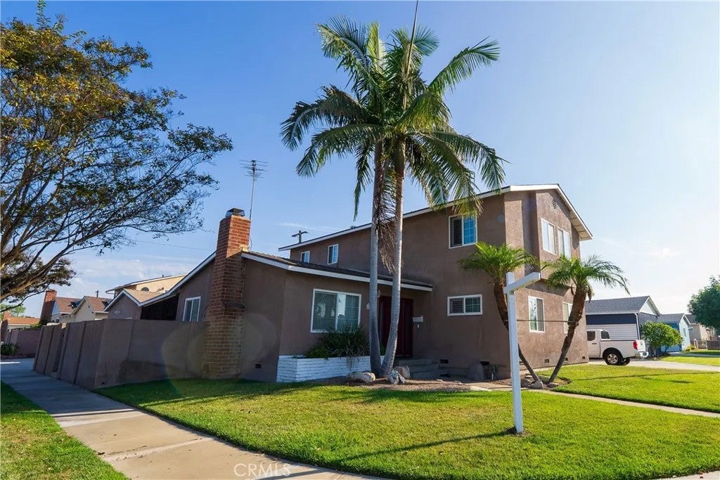6103 Michelson Street — photo