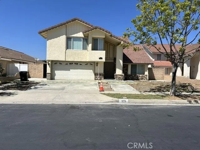 12711 Castleford — photo