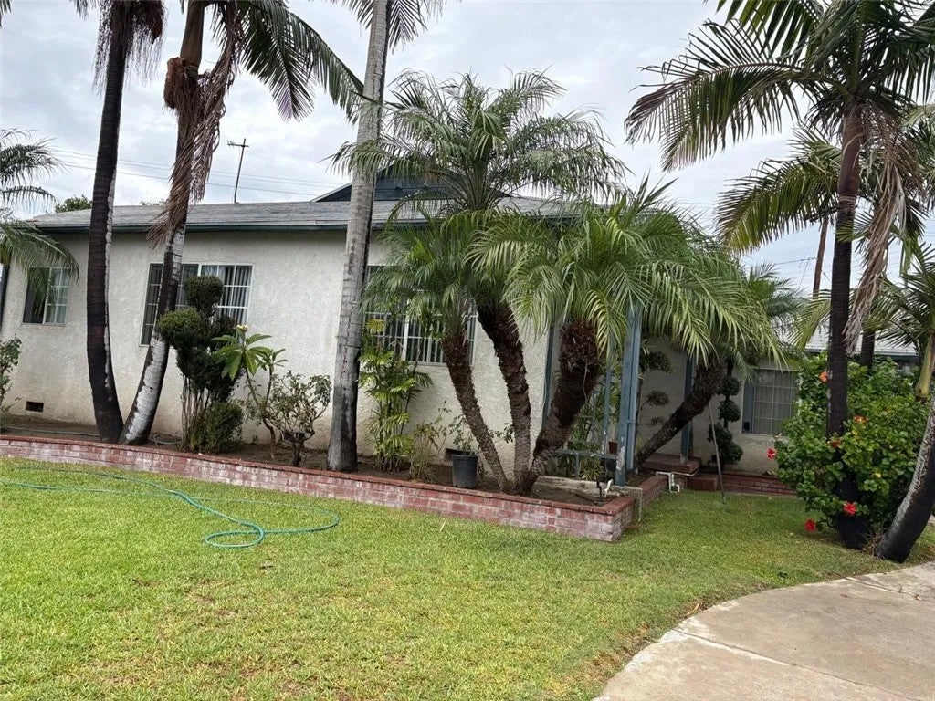 9217 Call Street — photo