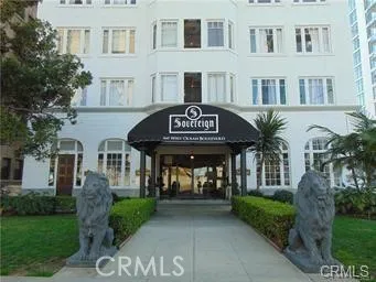 360 W Ocean Unit 205 — photo