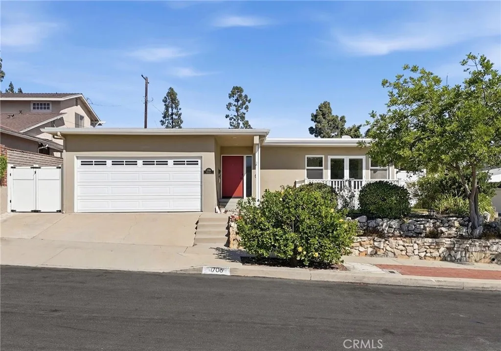 1706 Miracosta — photo