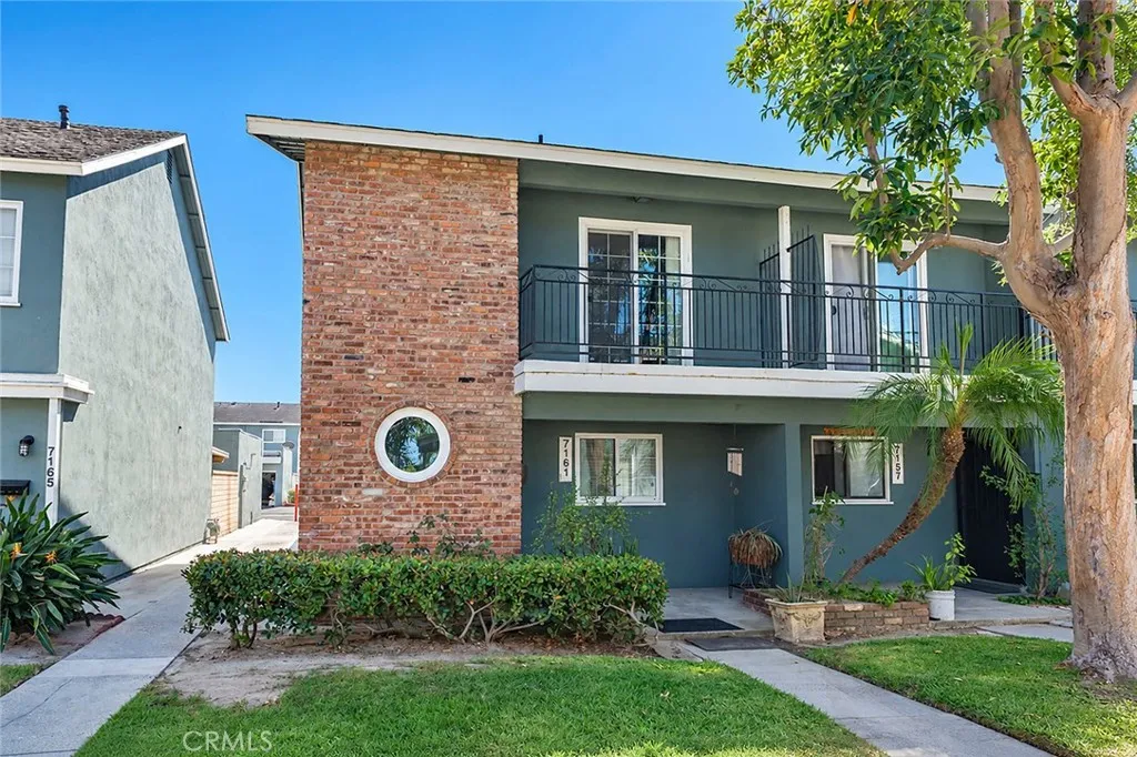 7161 Santa Isabel Circle — photo