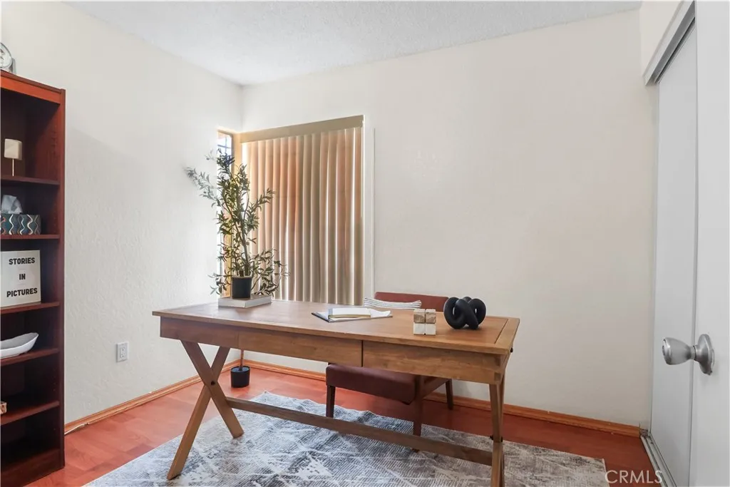 571 W Cypress Circle West — photo