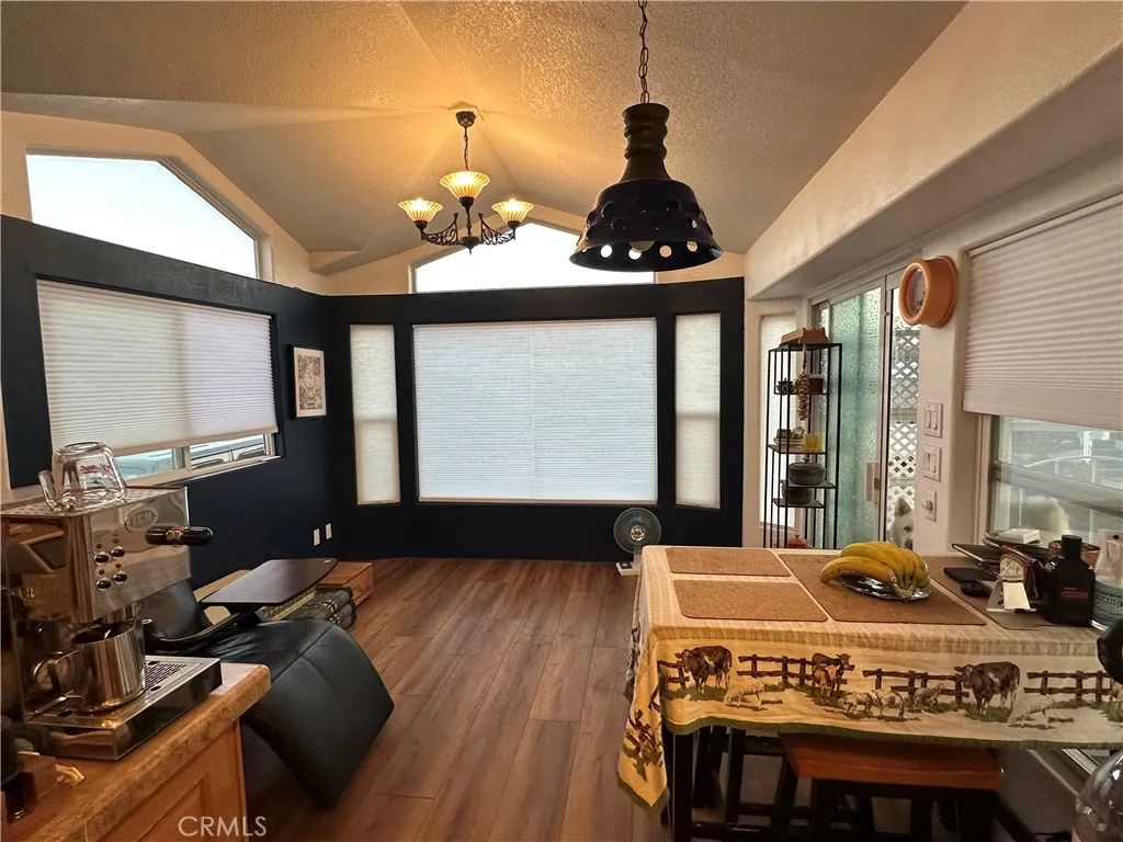 1020 Bradbourne Unit 77 — photo