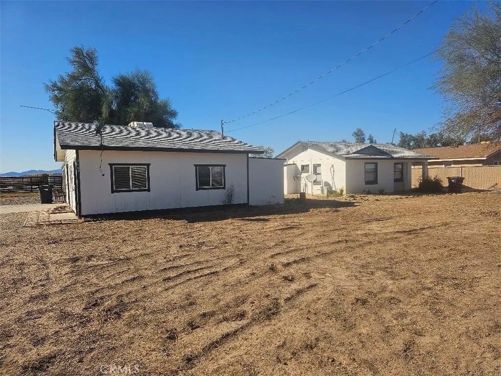 5069 Colorado River — photo