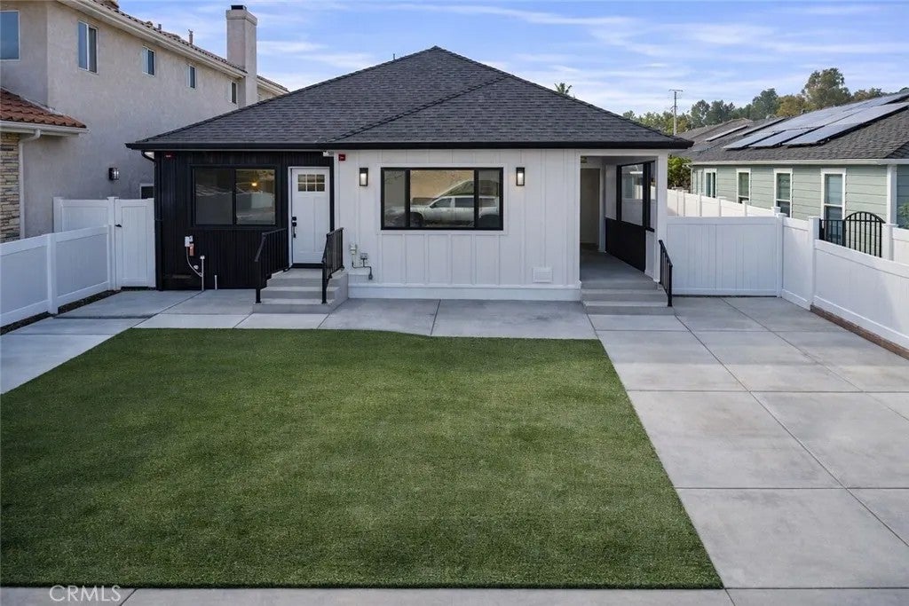 1307 Greenwood Ave — photo