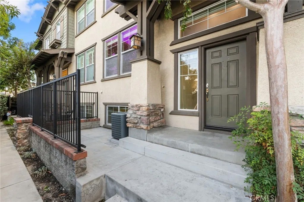 26090 Stonehaven — photo