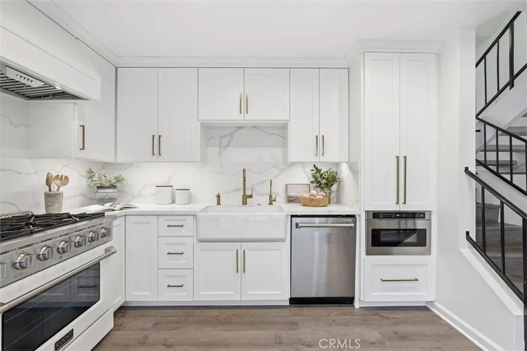 1456 Manhattan Beach Boulevard C — photo