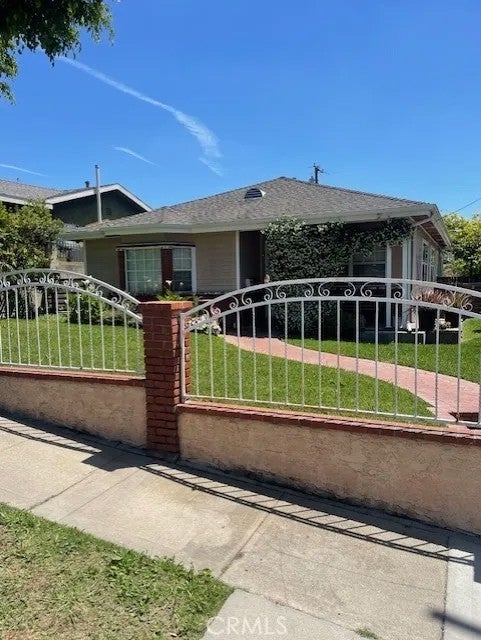900 E Alpha Street — photo