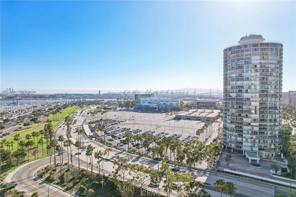 700 E Ocean Boulevard 1208 — photo