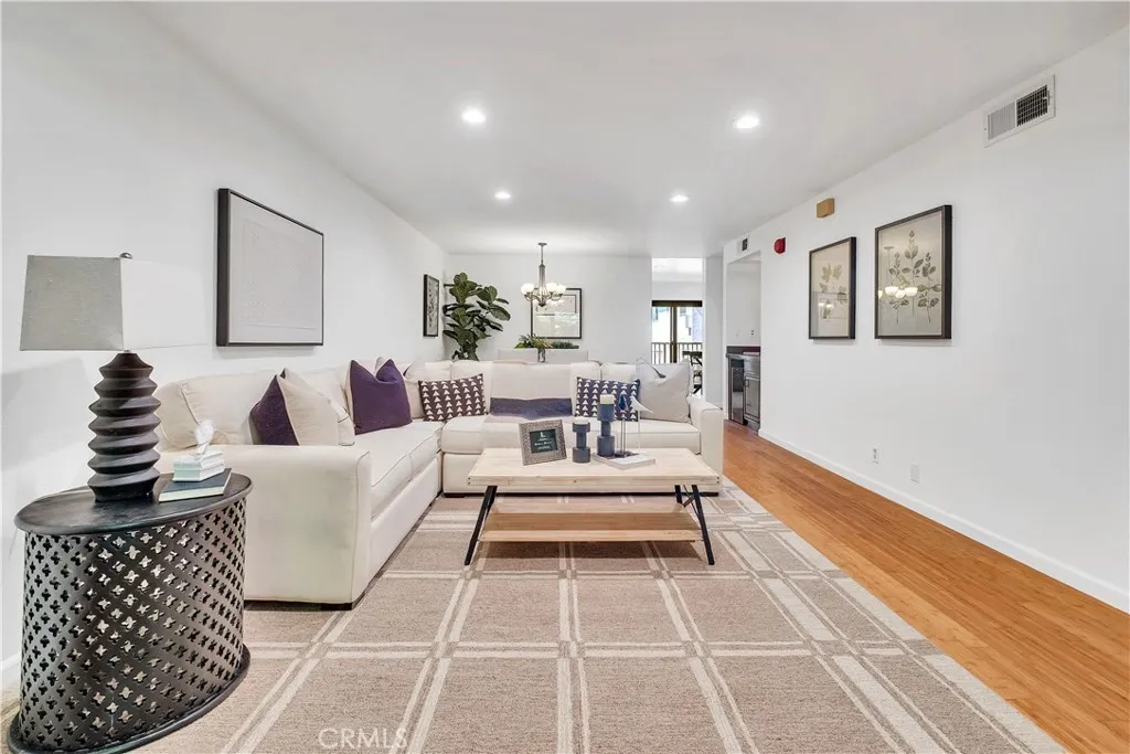 935 Main, El Segundo, CA 90245 — photo 2