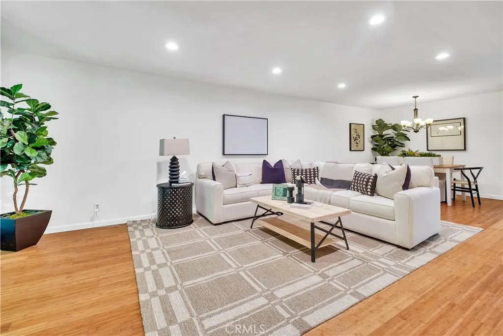 935 Main, El Segundo, CA 90245 — photo 3