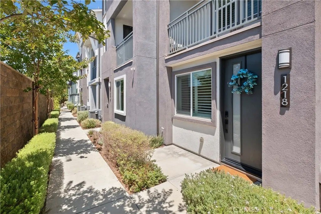 1218 Breckyn — photo