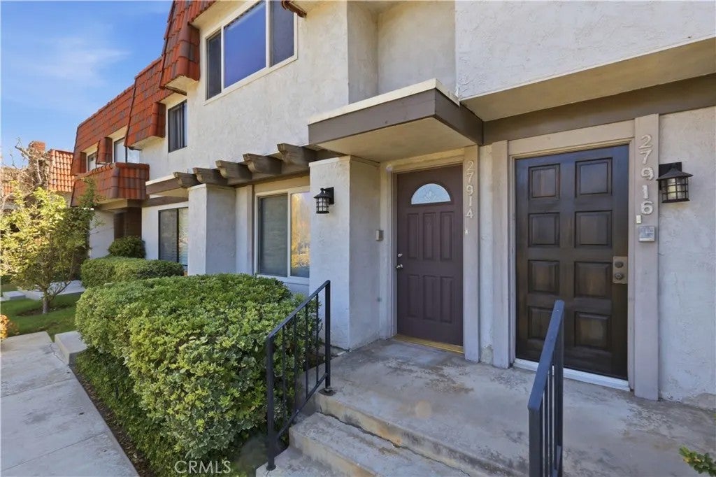 27914 Ridgecove Court North — photo
