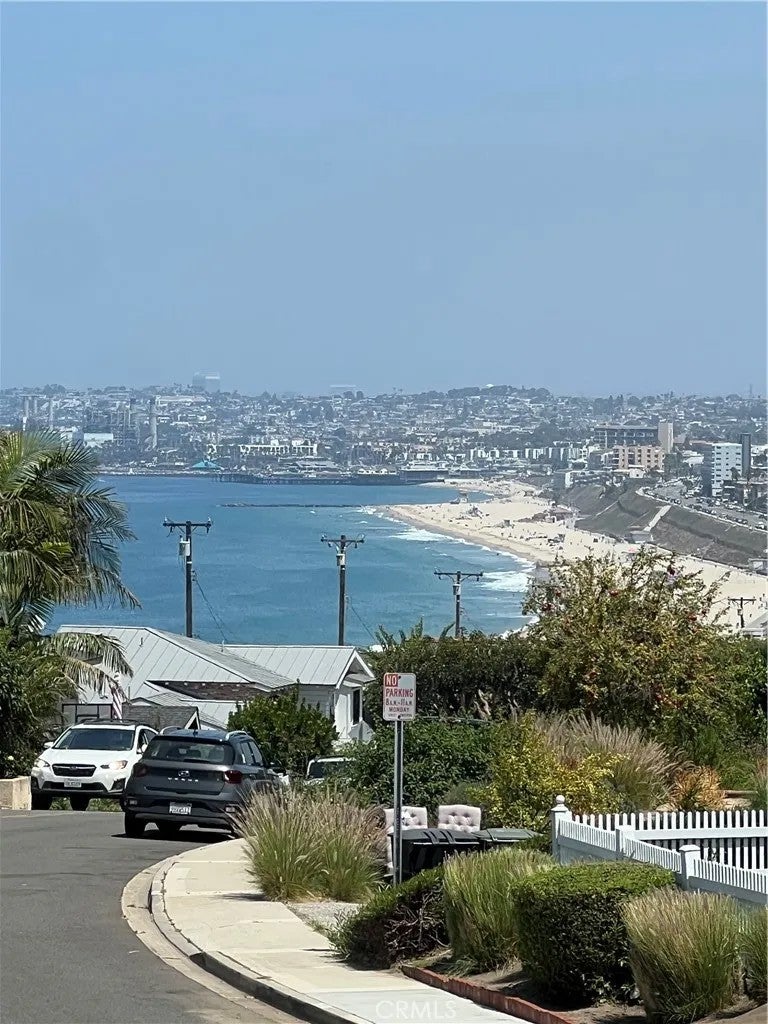 635 Paseo De La Playa 203 — photo