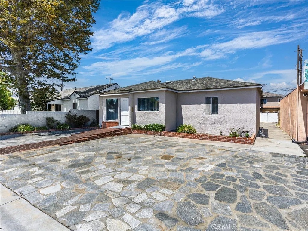 4307 Redondo Beach Boulevard — photo