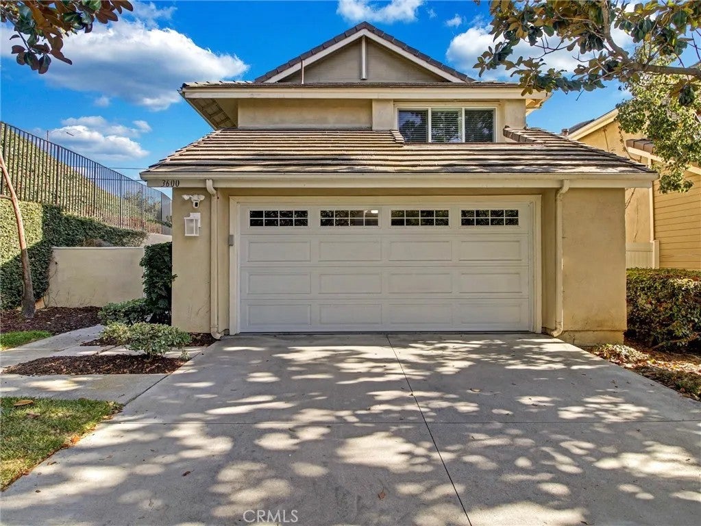3600 Summerset — photo