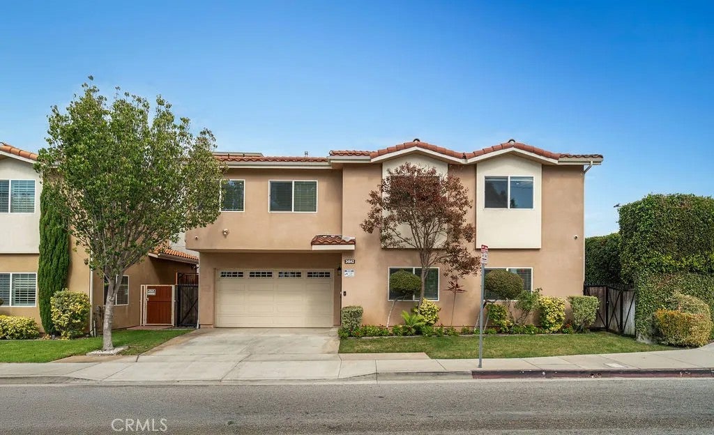 24842 Frampton Avenue — photo