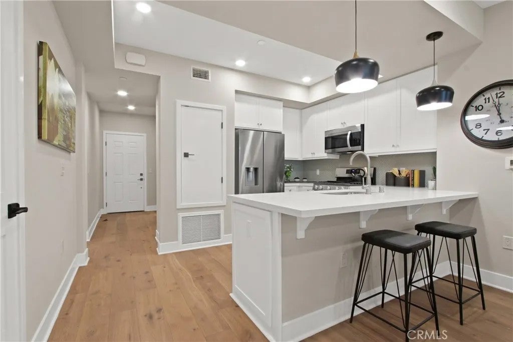 927 Deep Valley Drive 215 — photo
