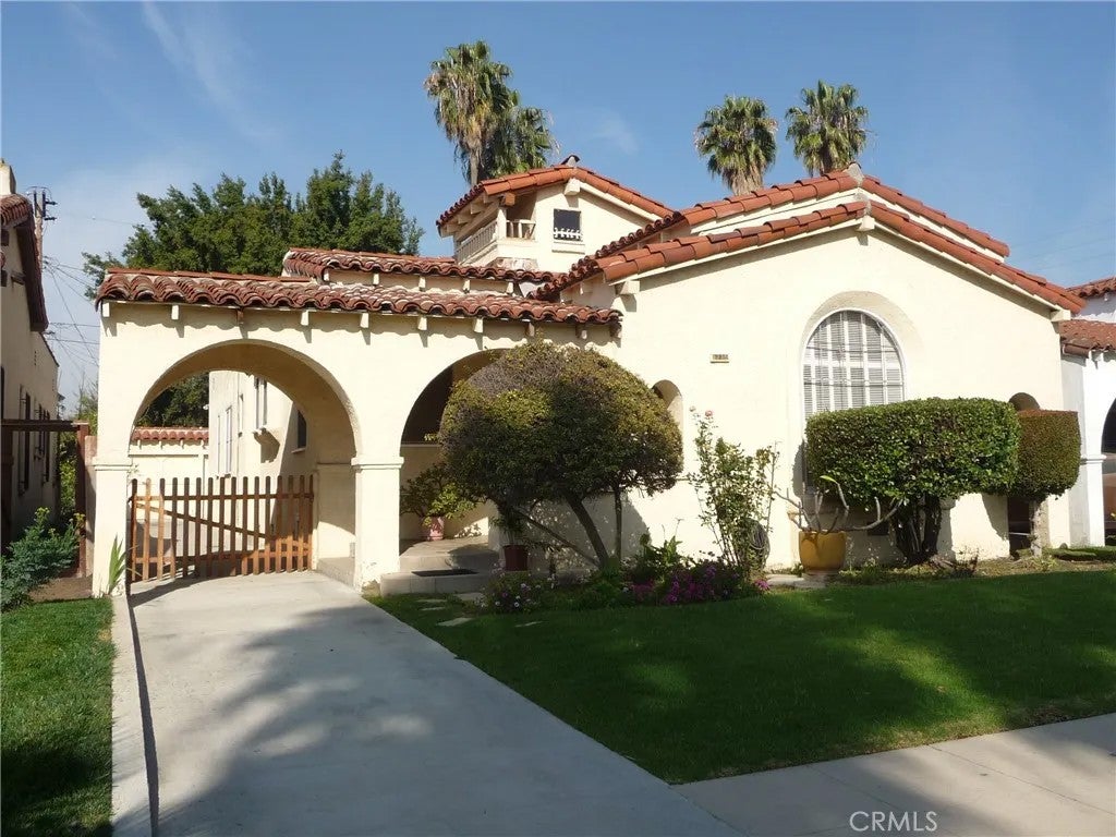 1715 S Ogden Drive — photo
