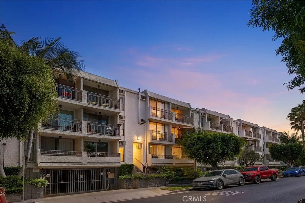 6151 Orange Street 308 — photo