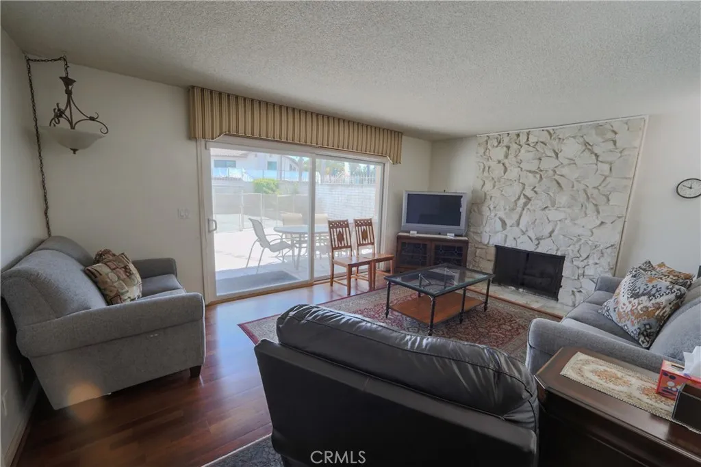720 Pepper Tree, Long Beach, CA 90815 — photo 2