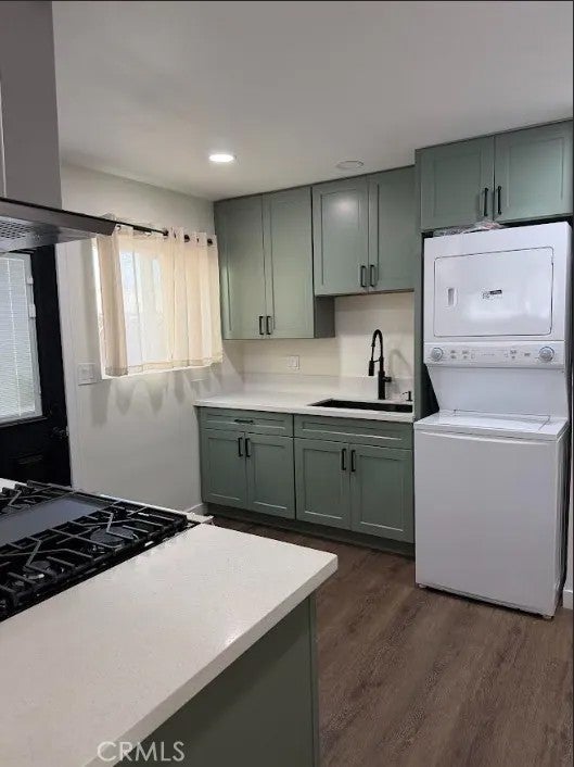 16813 Halldale B — photo