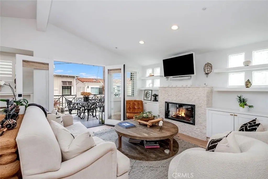433 Marine B — photo