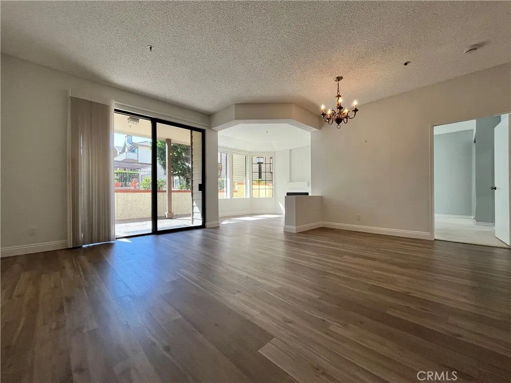 2567 Plaza Del Amo 108 — photo