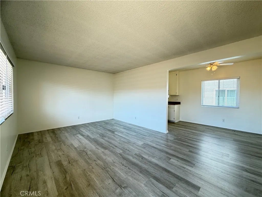 21024 Reynolds Drive 5 — photo