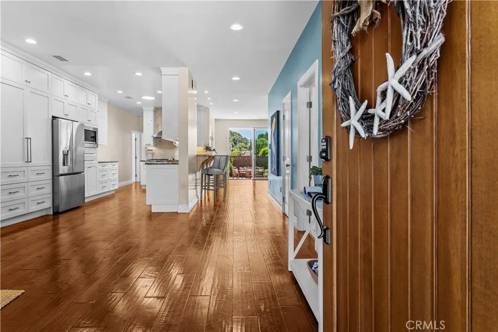 526 E Maple, El Segundo, CA 90245 — photo 3