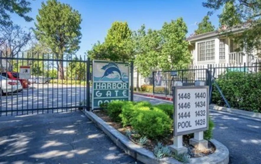 1446 Brett Place 36 — photo