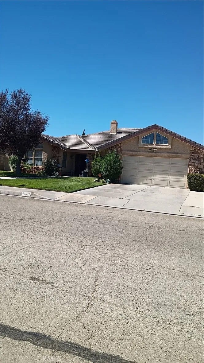 43641 Sierra Vista Drive — photo