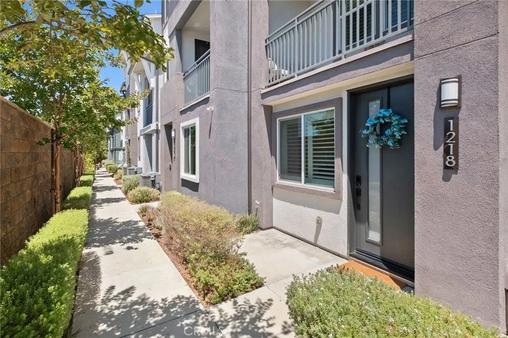 1218 Breckyn — photo