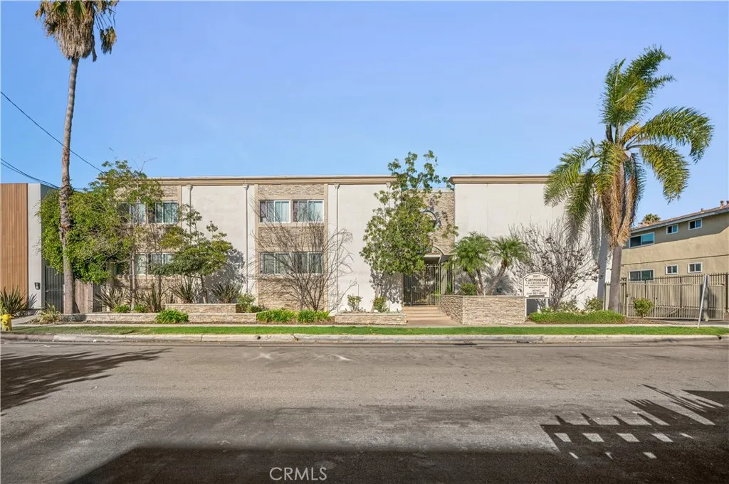 20917 Amie Avenue Unit 11 — photo