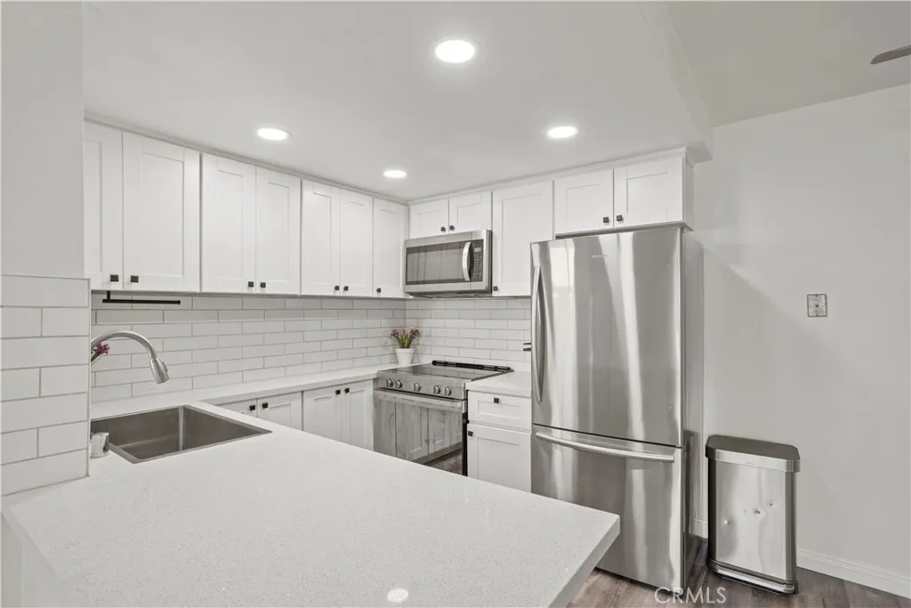 6070 Rancho Mission Unit 434 — photo