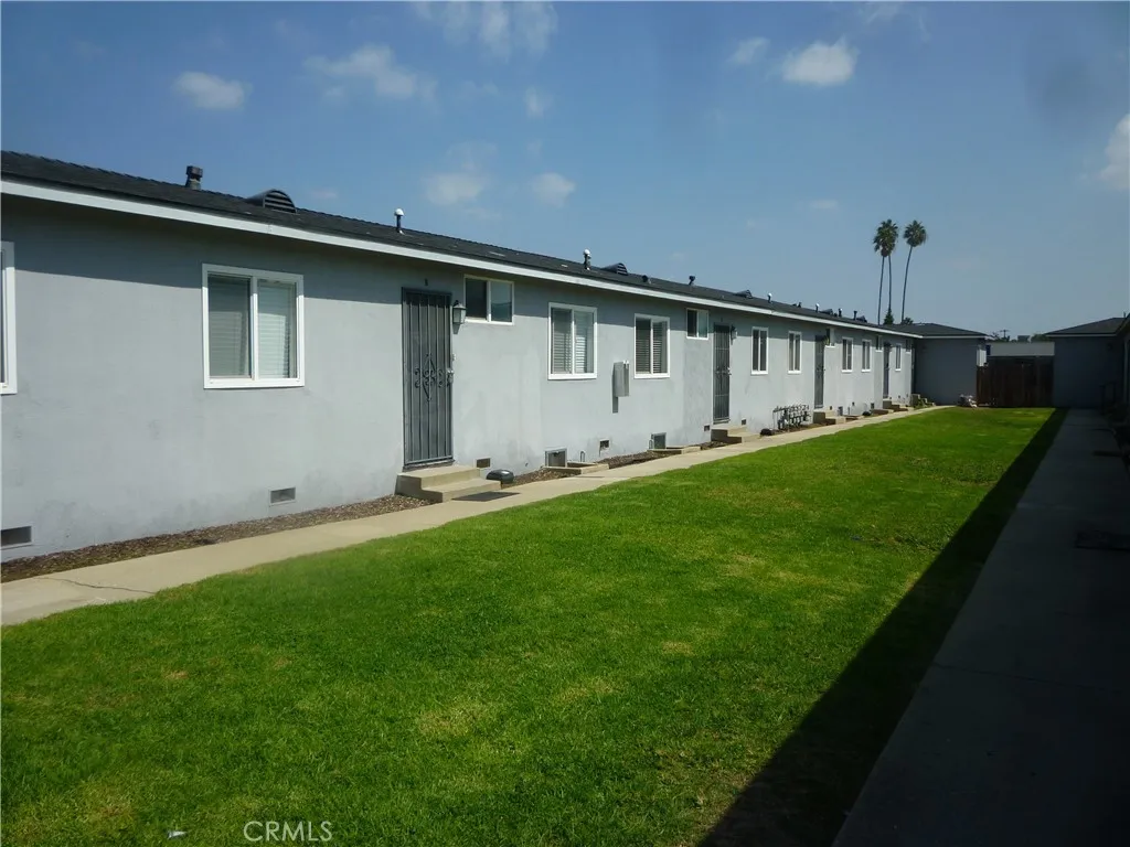 16812 Yukon Avenue Unit C — photo