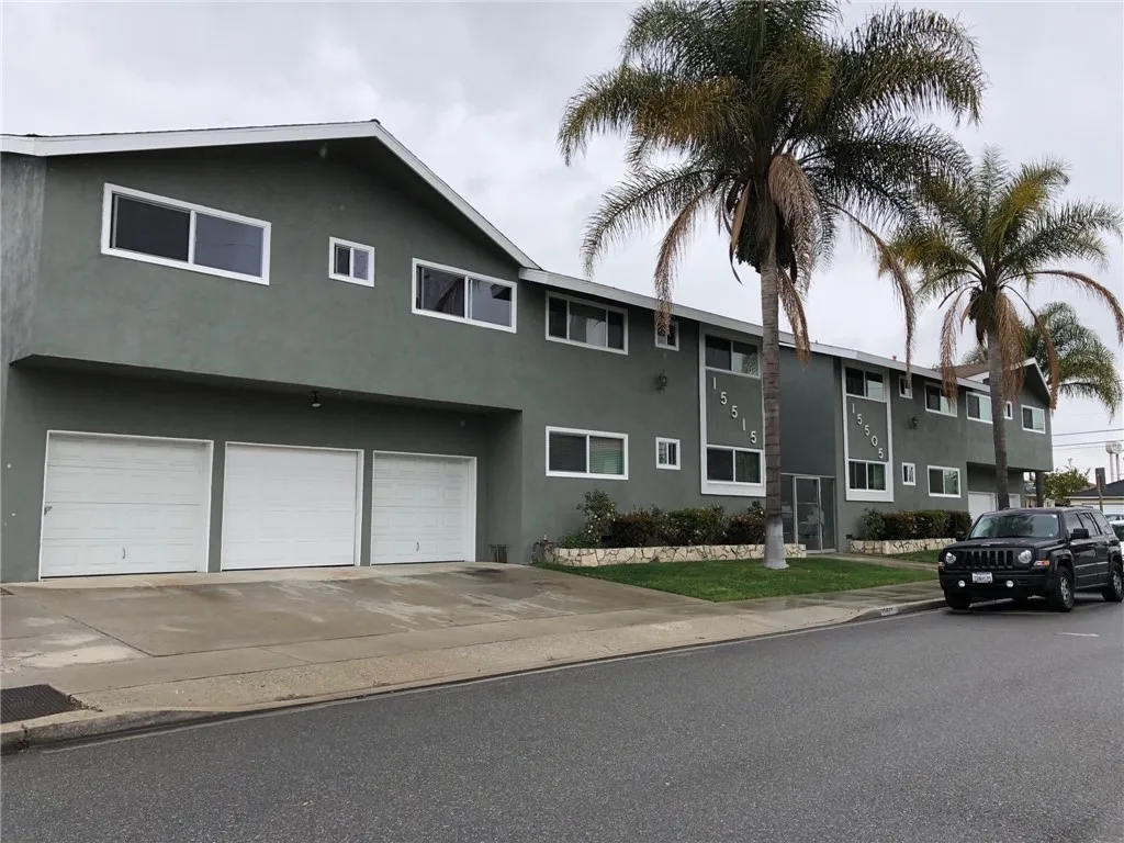 15505 S Budlong Place Unit 15 — photo