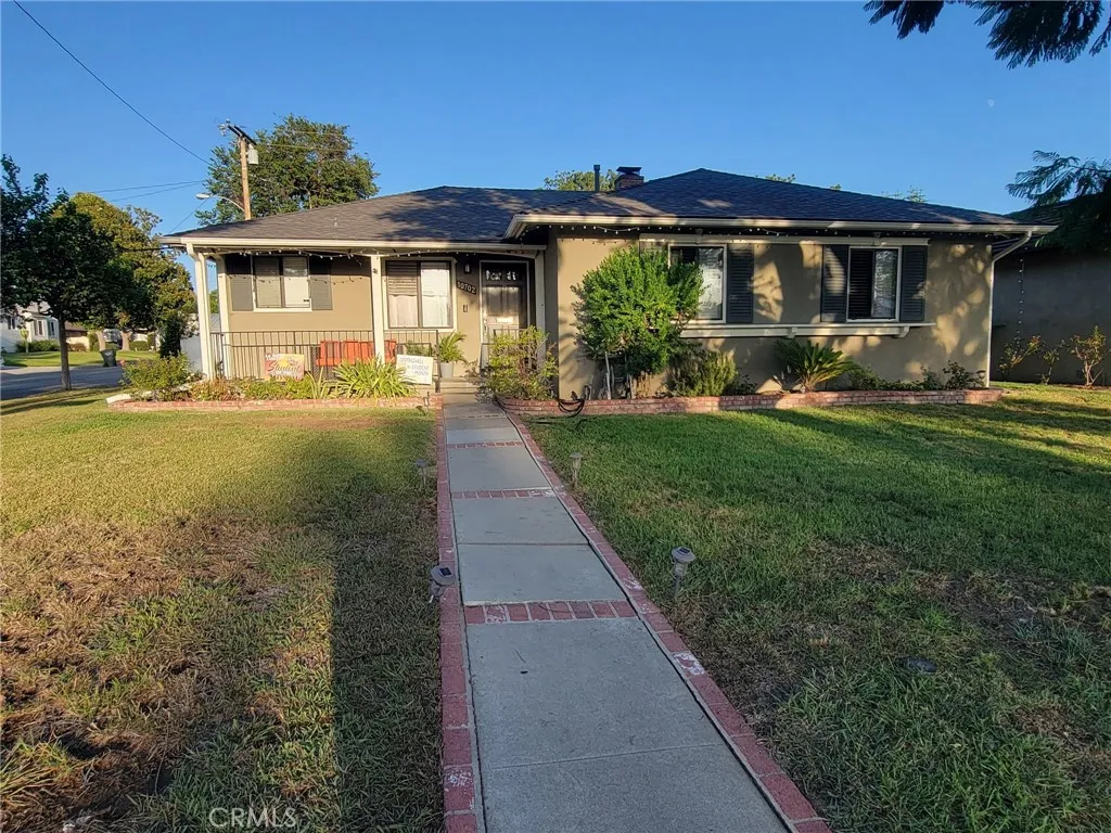 10702 Homeland Avenue — photo