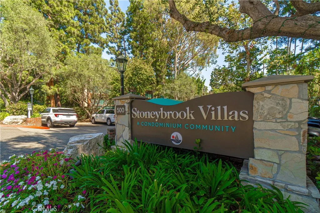 576 N Bellflower Unit 222 — photo