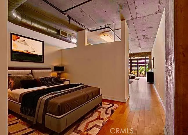 645 W 9th Unit 436 — photo