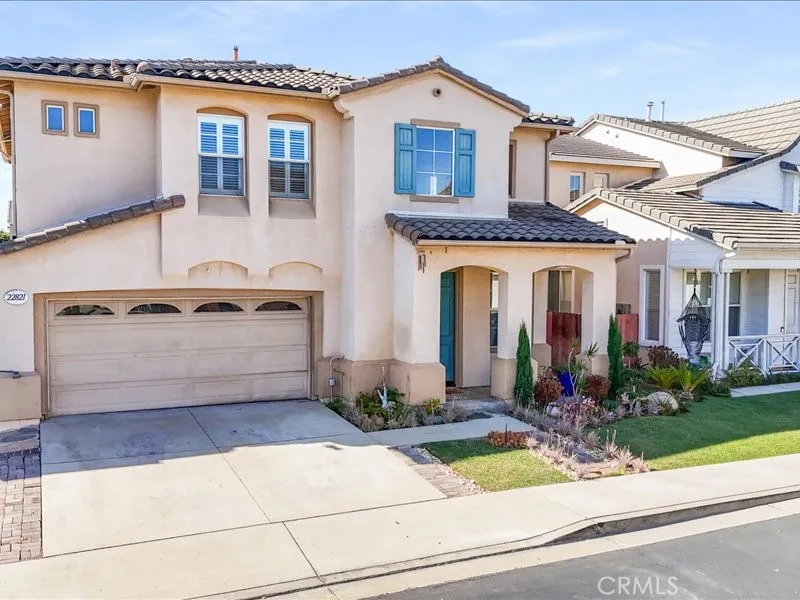 22821 Oak Knoll — photo