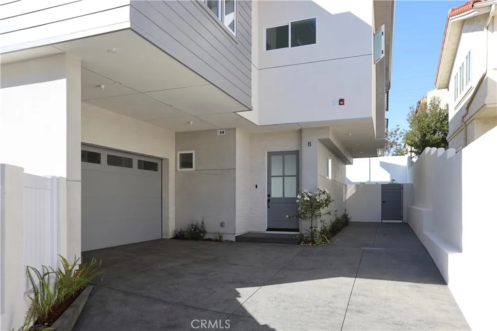 2019 Huntington Lane Unit B — photo