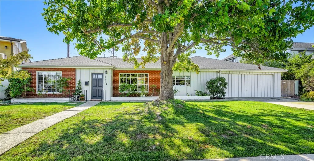 4724 Milne — photo