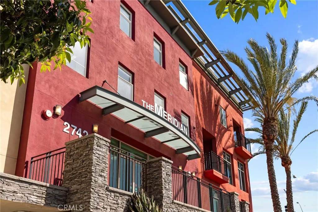 2742 Cabrillo Avenue Unit 212 — photo