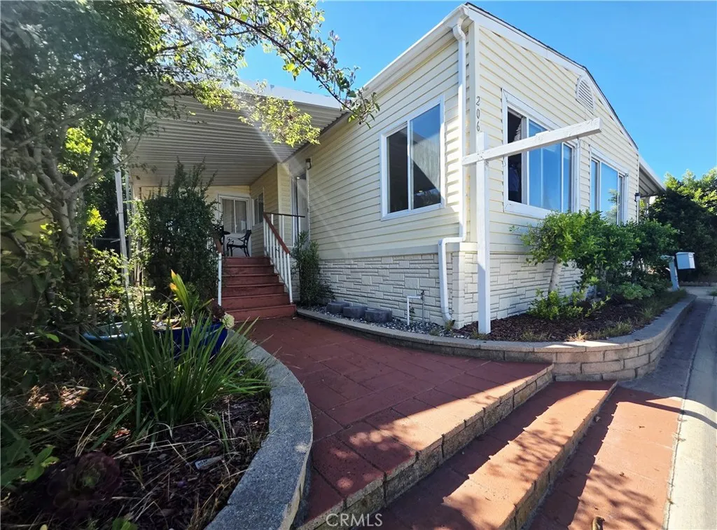 2550 Pacific Coast Hwy. #206 — photo