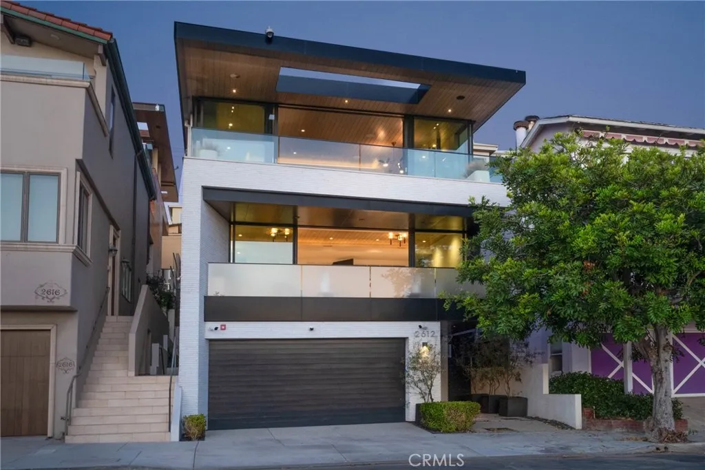 2612 Highland Avenue — photo