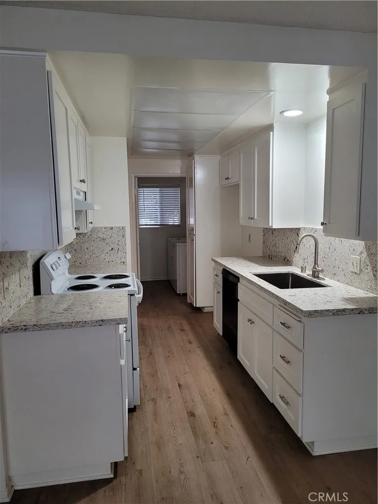 22628 Maple Avenue Unit 3 — photo