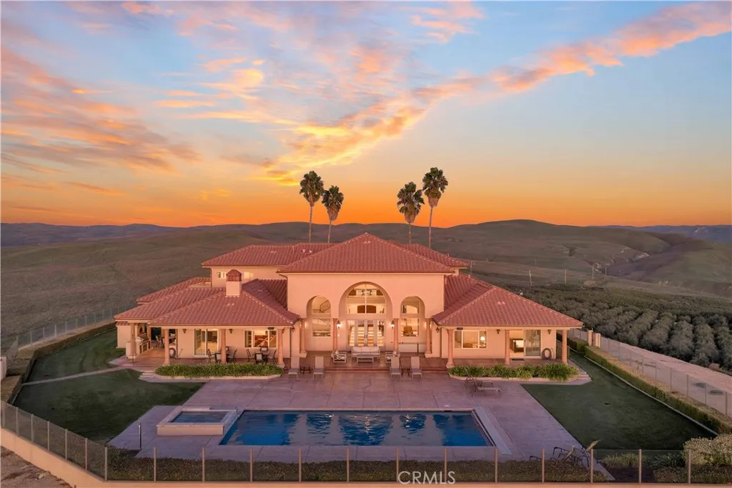1990 E 46, Shandon, CA 93461 — photo 2