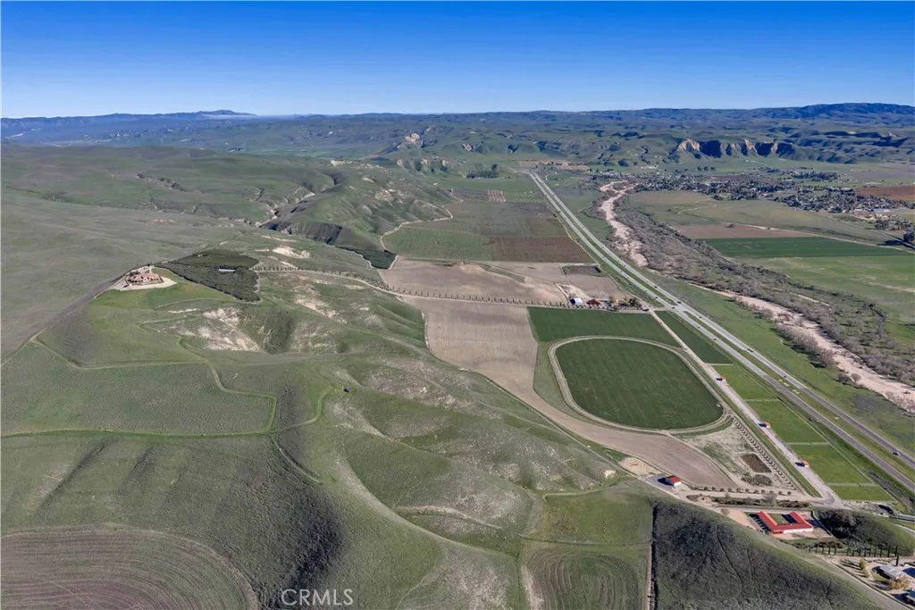 1990 E 46, Shandon, CA 93461 — photo 3